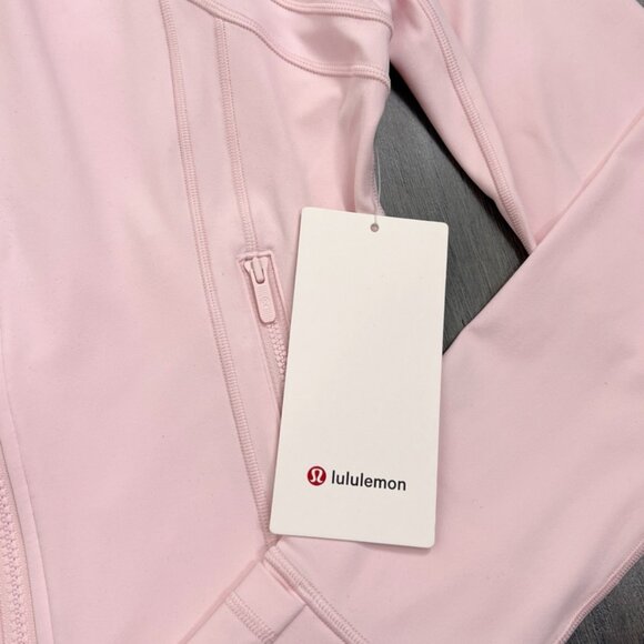 Lululemon NWT Define Cropped Jacket *Nulu Strawberry Milkshake - Picture 4 of 6